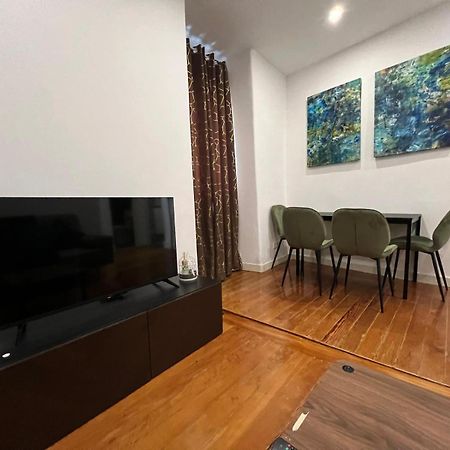 32 2 - Heart Of Lisbon Private Apartment, Bairro Alto Extérieur photo