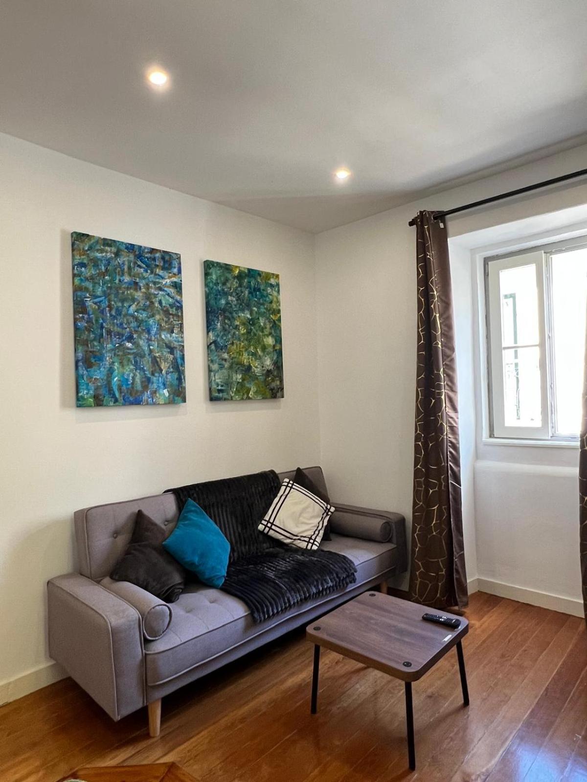 32 2 - Heart Of Lisbon Private Apartment, Bairro Alto Extérieur photo