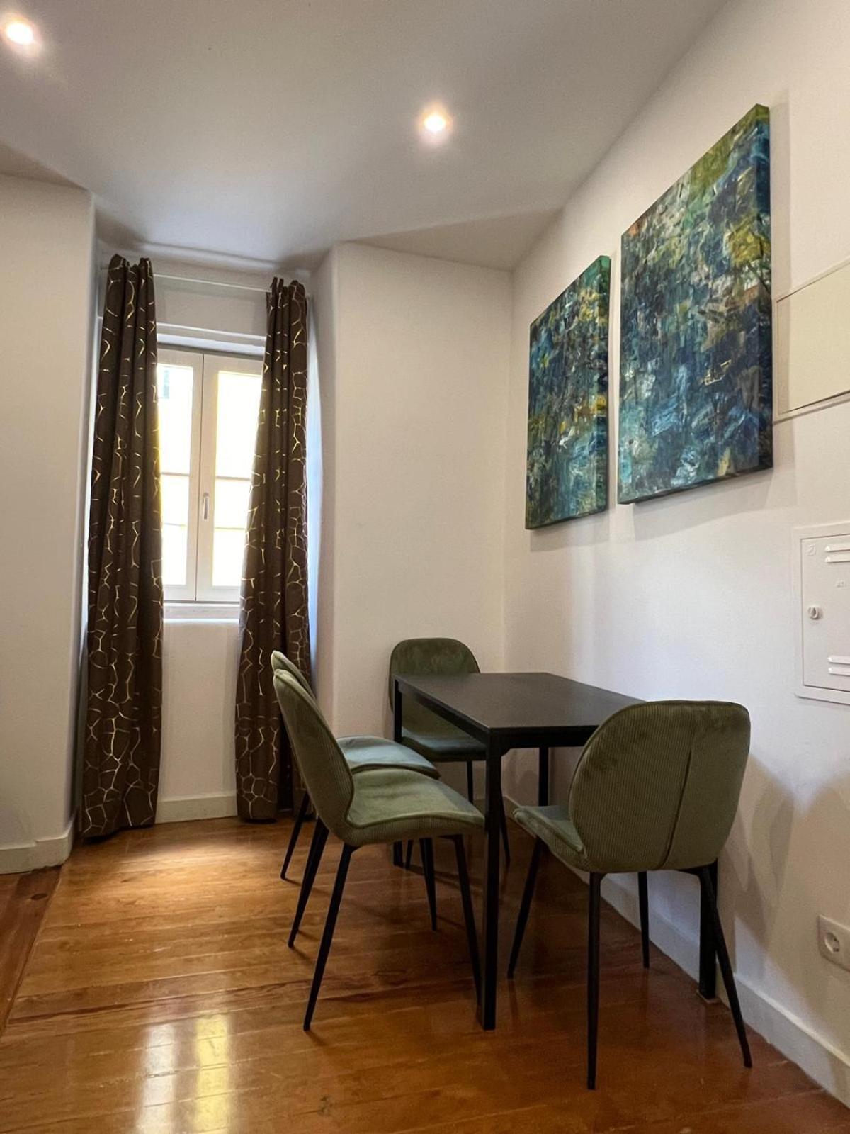 32 2 - Heart Of Lisbon Private Apartment, Bairro Alto Extérieur photo